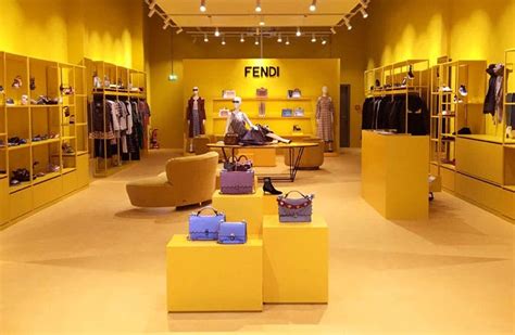 fendi sconto outlet|fendi factory outlet online.